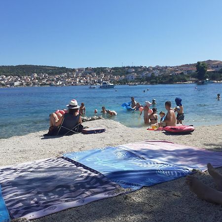 Apartman Pontis Okrug Gornji Trogir Ngoại thất bức ảnh